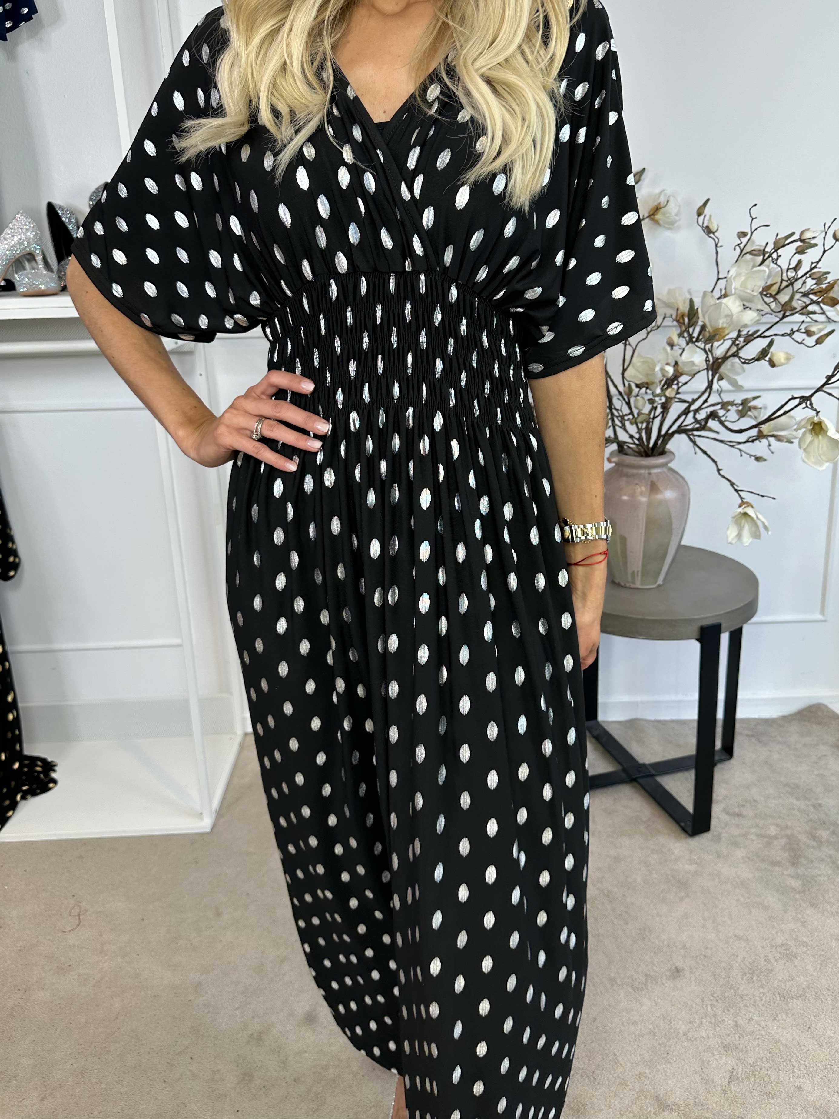 Pams Dot - Lang elastisk kjole med prikket detaljer